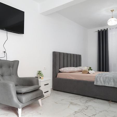 Rozafa Guest Room Center Shkoder Exterior photo
